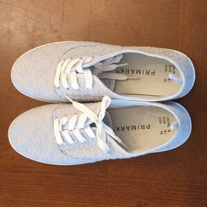 NWOT Blue Floral Shoes